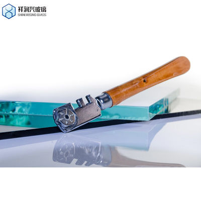 Υπερ-κατασβεσμένο γυαλί 5mm στρωμένο Ultra Clear 6mm χρωματισμένο πάνελ βαμμένο backsplash