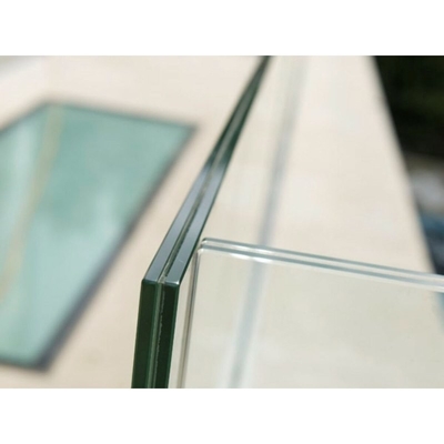 3 mm έως 75 mm πάχος θερμικά βρεγμένο πολυστρώμα PVB καμπυλωτό θραυσμένο έπιπλο επικαλυμμένο γυαλί