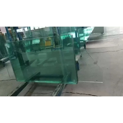 Χρώμα 3-19mm Αδιάσπαστο θραυσμένο γυαλί Custom Size Διαφανές Υπερθραυσμένο καμπυλωτό γυαλί