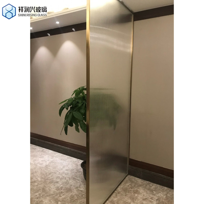 Λάμψη 5mm 8mm 2100mmx2400mm Ultra Clear Moru Figured Glass για Κινέζικα έπιπλα