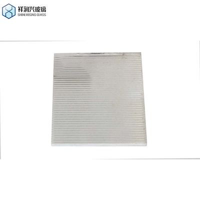 Προσαρμοσμένο 2440X4200mm διαυγές σκληροποιημένο γυαλί με λογότυπο και προσαρμοσμένο μοτίβο γυαλιού