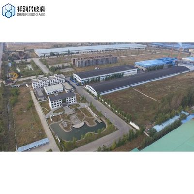 Τυλιγμένο γυαλί χαμηλού σιδήρου 4mm-19mm με πρότυπο GB15763.2-2005