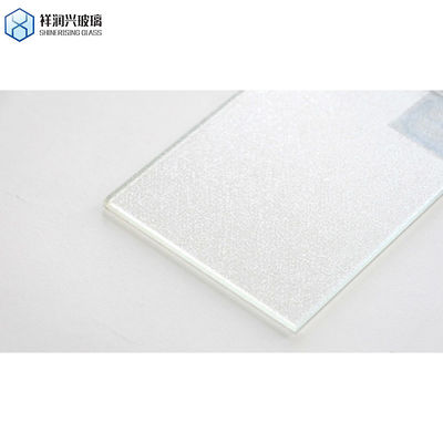 Πιστοποιημένο από την SGS ανακλαστικό γυαλί για θερμαινόμενα παράθυρα ντους με σχεδιασμό με πρότυπα