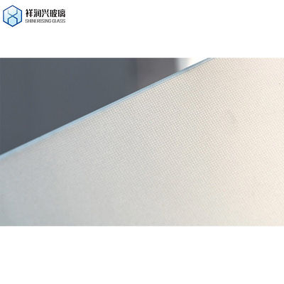 Στερεά δομή Διαφανές φύλλο γυαλιού 6mm Σύρματα Τσινγκντάο Τυποποιημένο γυάλινο σύρμα για το κτίριο