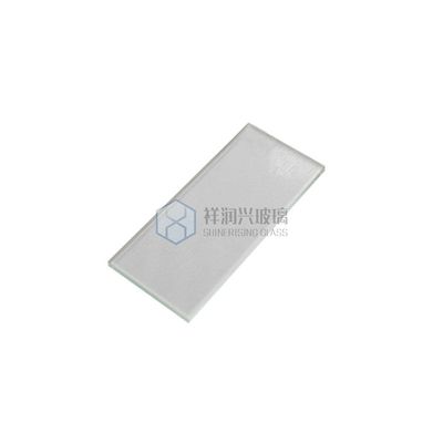 Πλακά γυαλισμένα άκρα 5mm 10mm 12mm Ultra Clear Moru Patterned Glass Fluted Toughened Glass