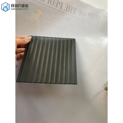 Προσαρμοσμένο θερμαινόμενο πλακερισμένο γυαλί τέχνης για σύγχρονα σχέδια τοίχων διαχωριστικών δωματίων γραφείων