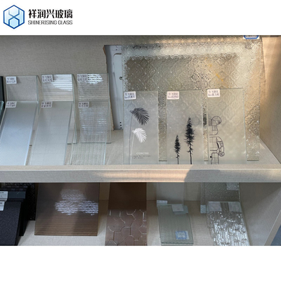 4mm6mm 8mm Σχηματισμένο γυαλί με μοτίβα με Karatachi/Moru/Τεμπερωμένο γυαλί με μοτίβα/Καθαρό χρωματισμένο γυαλί με μοτίβα/Αξύ χαραγμένο γυαλί με μοτίβα
