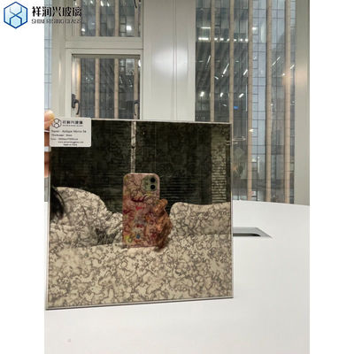 Μοντέρνο στυλ Αντικατάστατο καθρέφτη γυαλί καθρέφτης μπάνιου με πικραμένο χρυσό κίτρινο σχέδιο