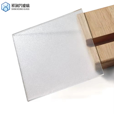Λεματιωμένο άκρο 2mm 2272*1128 Επενεργοποιημένο με μοτίβο διπλό ελαστικό ηλιακό γυαλί για μονάδες