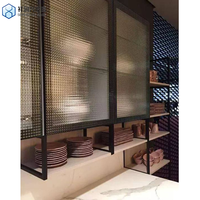 Λάμψη 5mm 8mm 2100mmx2400mm Ultra Clear Moru Figured Glass για Κινέζικα έπιπλα