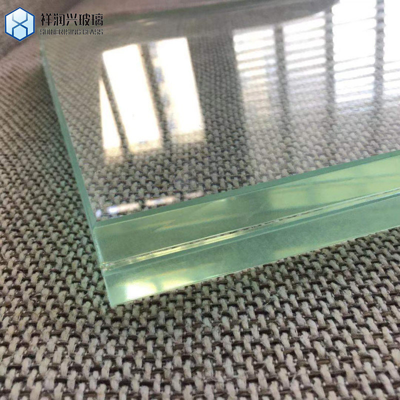 Προσαρμοσμένη 8 mm 10 mm θερμαινόμενη γυάλινη συρόμενη πόρτα για την κατασκευή βιομηχανικού διαχωριστικού ντους